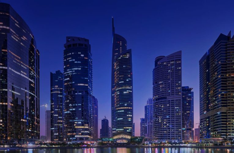 Setting Up a Business in UAE Free Zones: Step by Step
